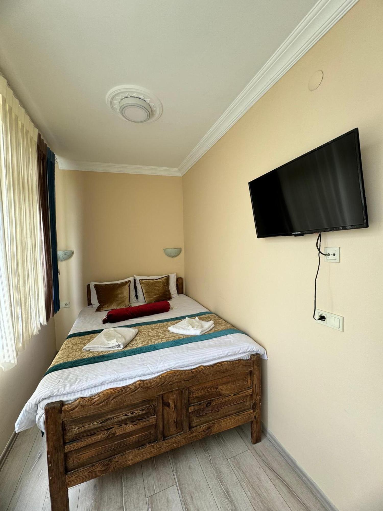 Happy Suite Boutique Hotel Istanbul Bagian luar foto